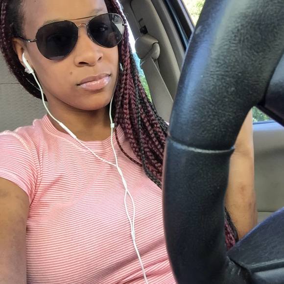 Meet your Posher, Bria - Picture 1 of 1