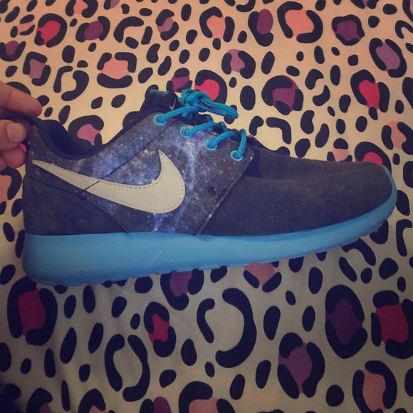 Blue galaxy Roshes