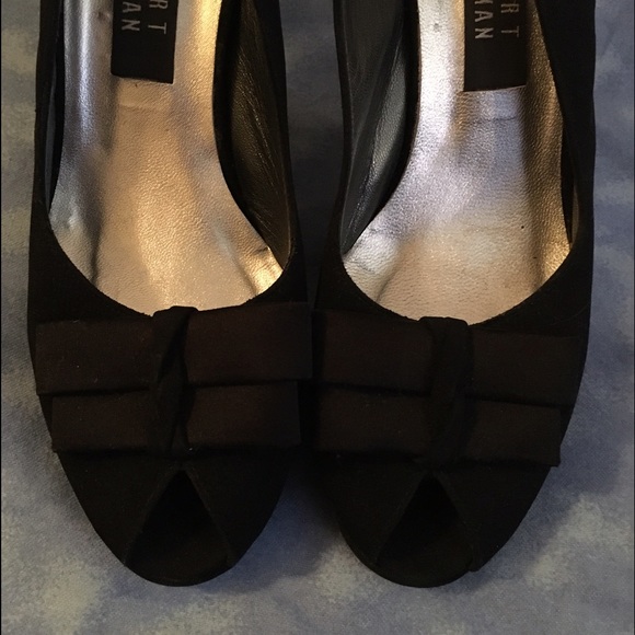 Stuart Weitzman! Cute Black Heels! Size 8! - Picture 2 of 4