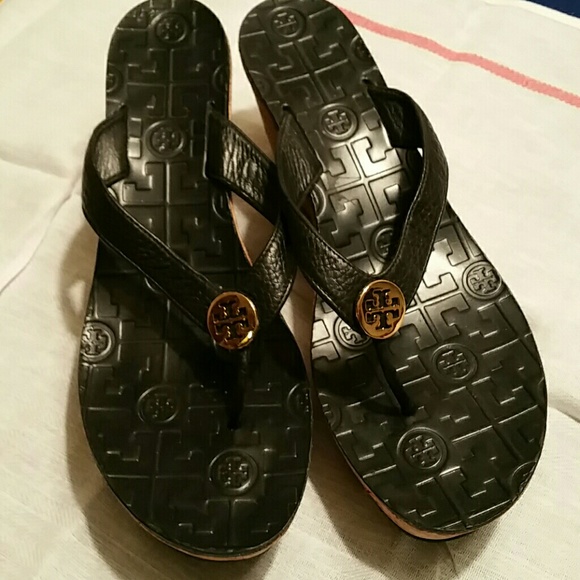 BN Tory Burch wedge sandles. Black leather.