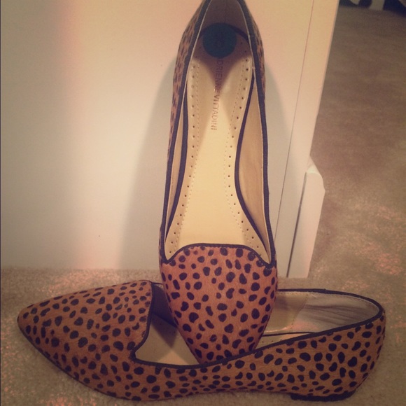 Adrienne Vittadini Leopard Flats