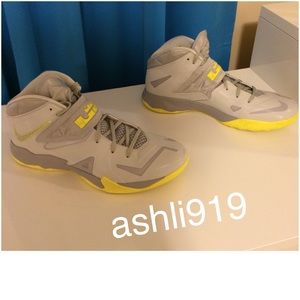 Nike Zoom Soldier Lebron✨Mens