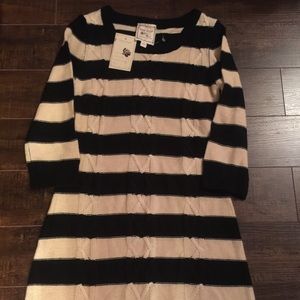 Pink rose black and cream sweater tunic