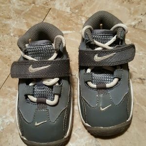 Infant nike