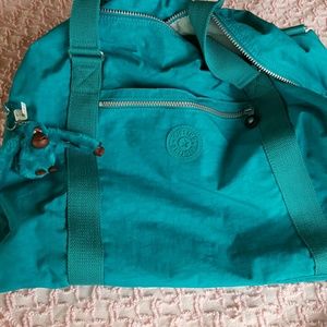 Kipling duffle