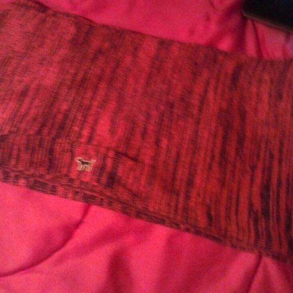 Pink victoria scarf