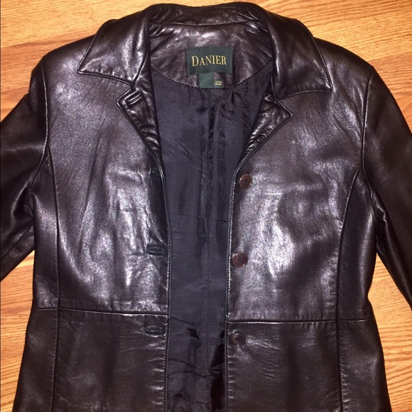 Danier Women's Genuine Leather Jacket - Picture 1 of 4