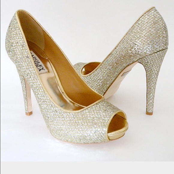 Badgley Mischka "Humbie" pumps