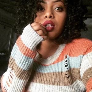 Meet your Posher, Jazmin