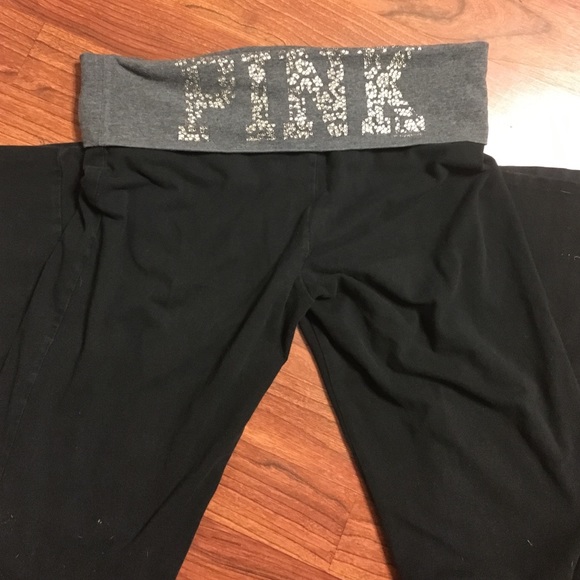 Vs PINK YOGA boot cut small!