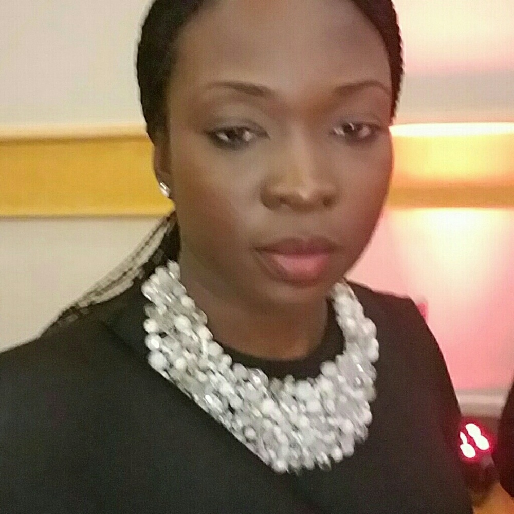 Meet your Posher, Bola