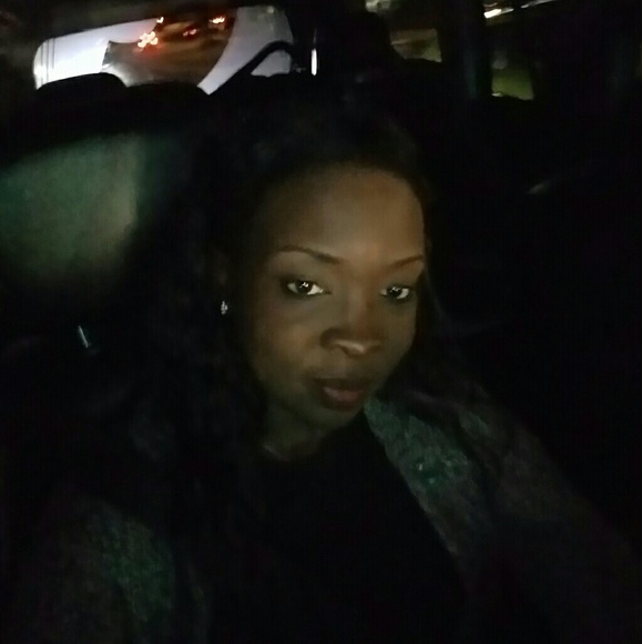 Meet your Posher, Bola - Picture 2 of 2