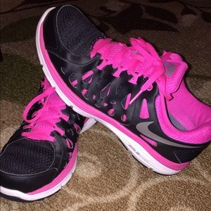 NIKE sneakers - WMNS SIZE 10