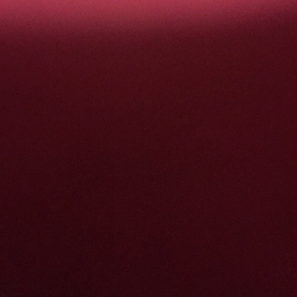 Meet your Posher, Tierra - Picture 1 of 1