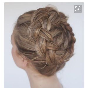 Meet your Posher, Alana