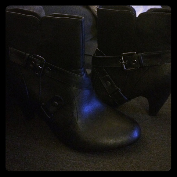LB Ankle Bootie