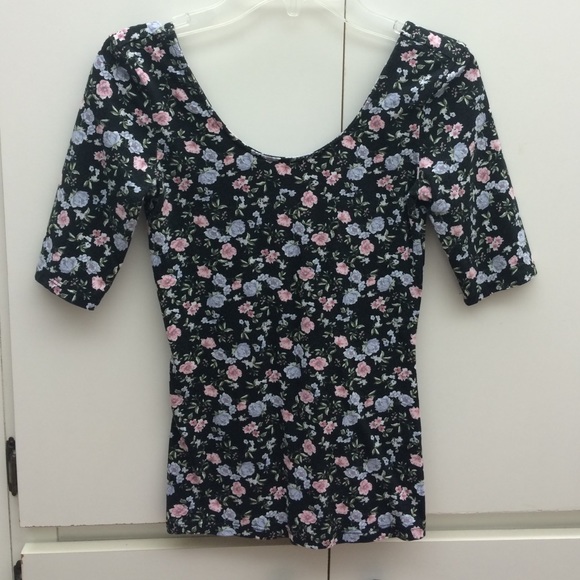 Black flowered top