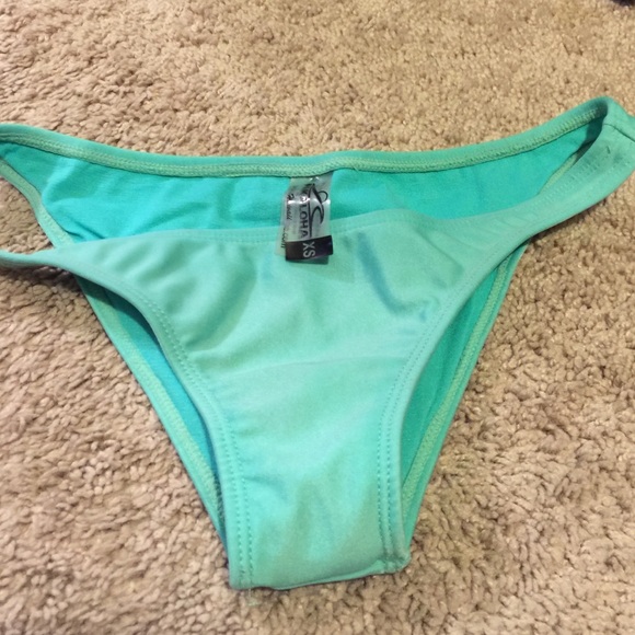 Pakaloha puamana bottoms