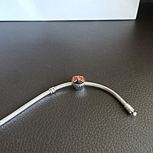 pandora disney minnie cupcake charm pandora disney minnie cupcake charm