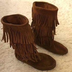 Minnetonka boots