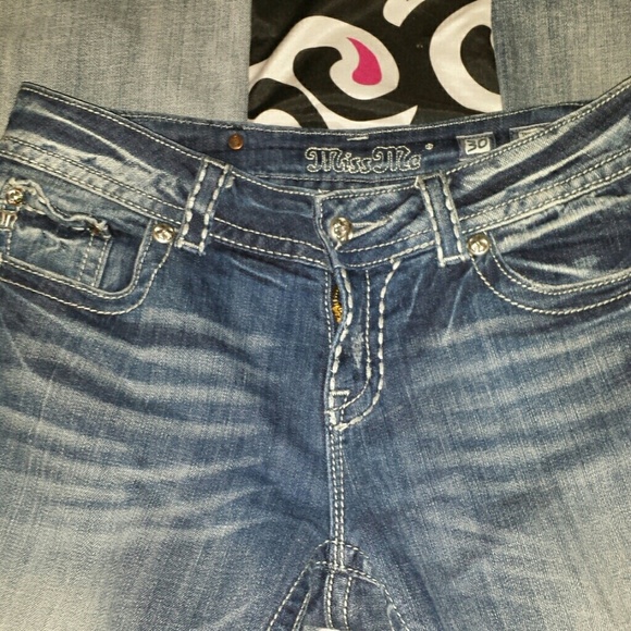 SOLD - Picture 3 of 4