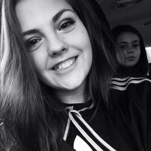 Meet your Posher, Michaela