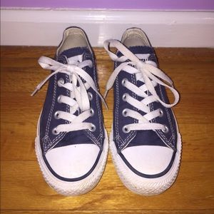 Converse navy low tops