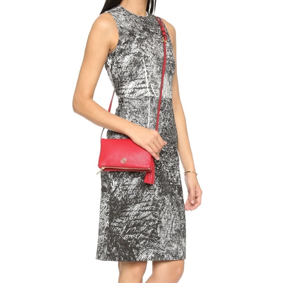 ❣SOLD❣Robinson Crossbody - Picture 2 of 4