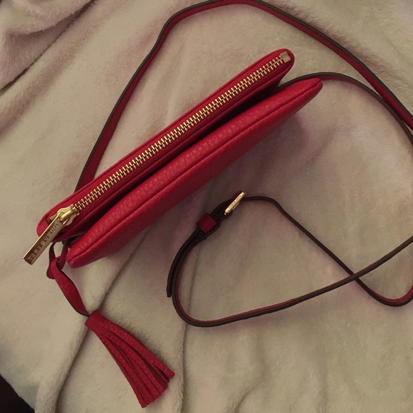 ❣SOLD❣Robinson Crossbody - Picture 4 of 4