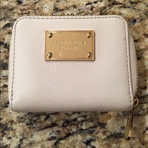 Beautiful Michael kors wallet