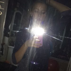 Meet your Posher, Chloe