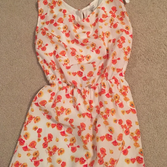 White and pinkish orange short dress