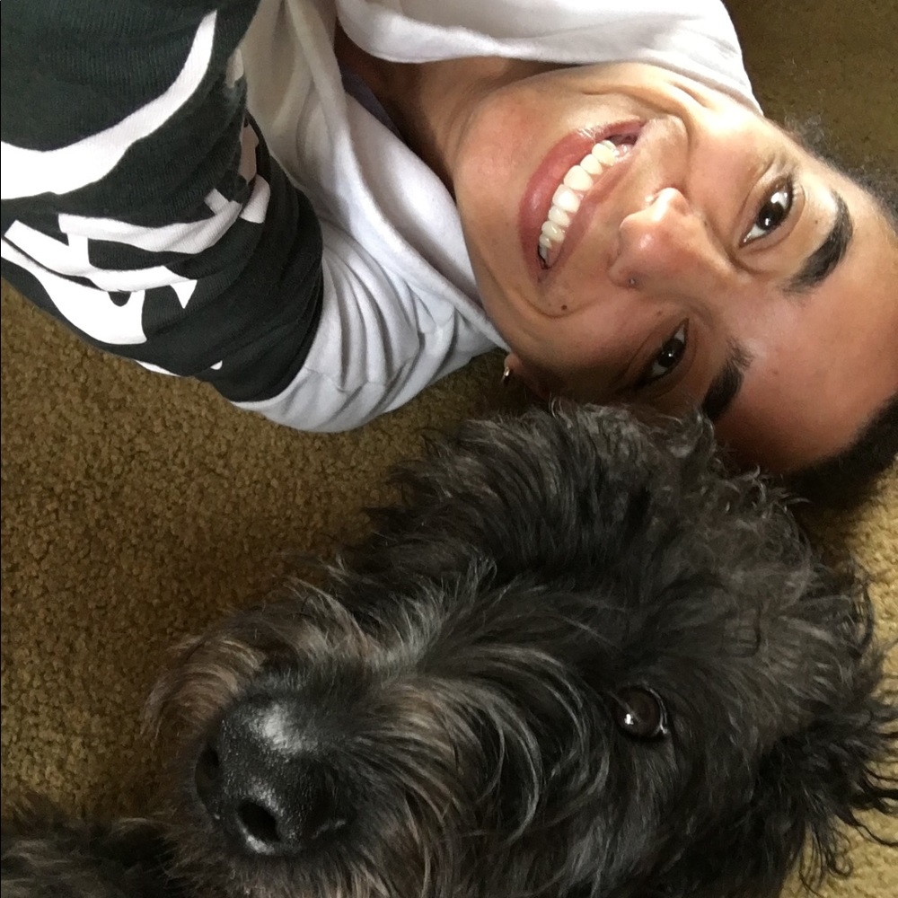 Meet your Posher, Liza