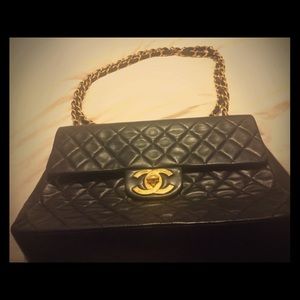 Vintage Chanel lambskin bag