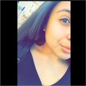 Meet your Posher, Karla