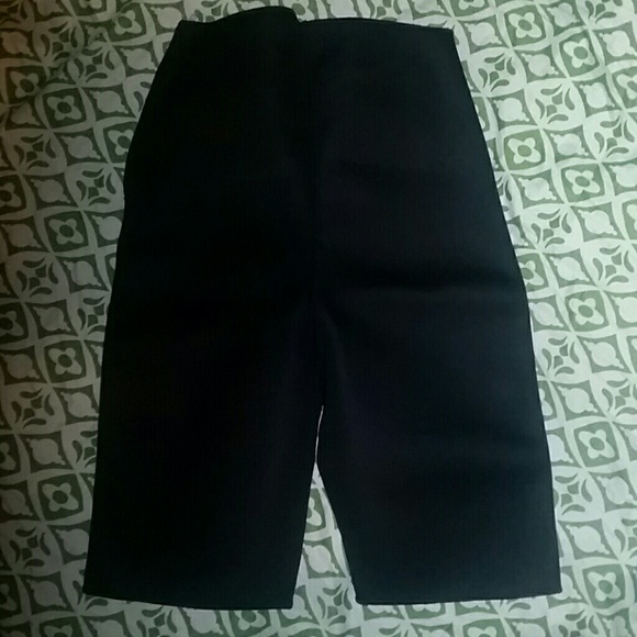 Waste and thigh slimming polyester pants - Picture 2 of 4