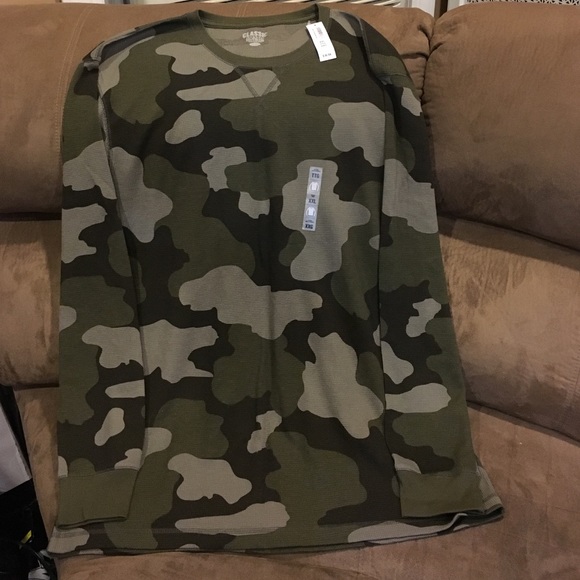 Men's Old Navy Classic camo thermal
