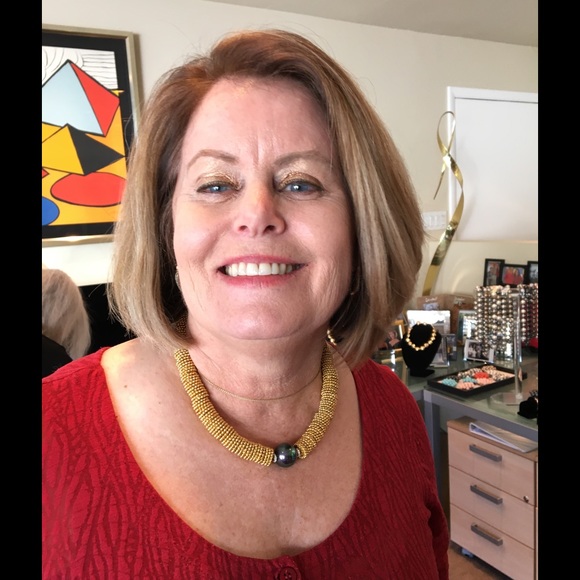 Meet your Posher, Lisa