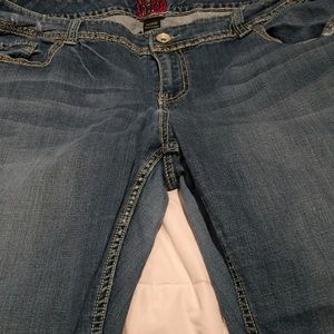 Torrid plus size distressed jeans size 22