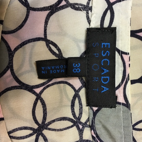 Sold in bundle - Picture 4 of 4