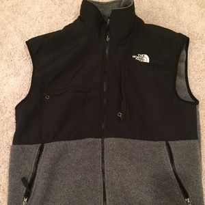Men's northface vest