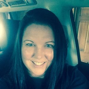 Meet your Posher, Monica