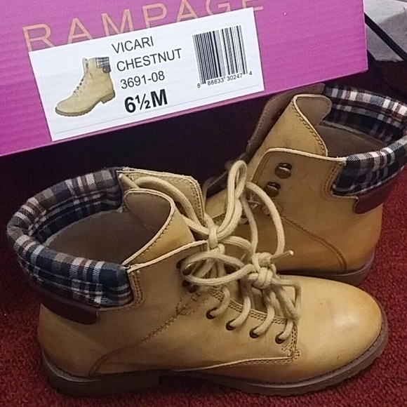 SOLD🚫Rampage boot - Picture 2 of 3