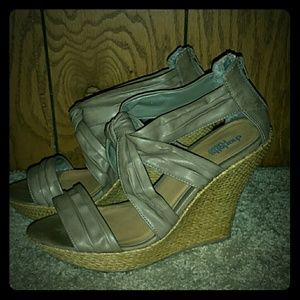 Chatlotte Russe nude Wedges