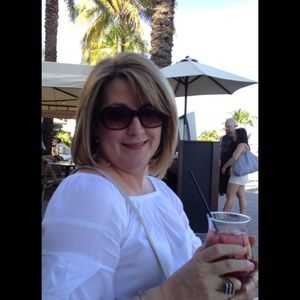 Meet your Posher, Paula