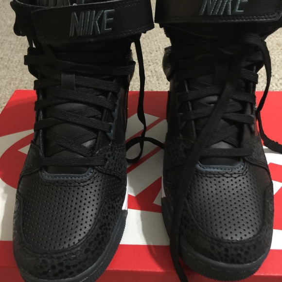 Nike Sky High