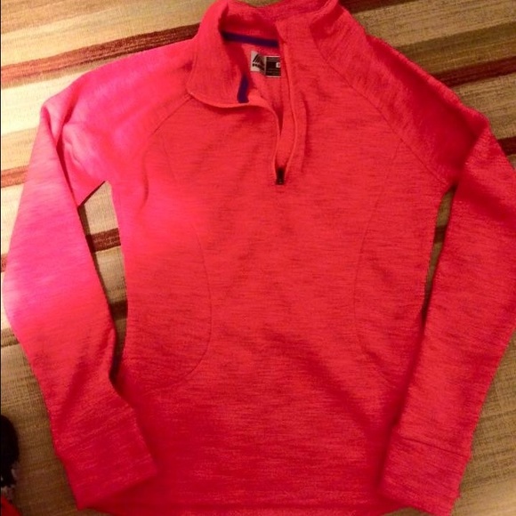 RBX  running/training pull over with thumb holes