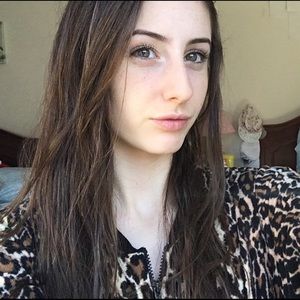 Meet your Posher, Kaleigh