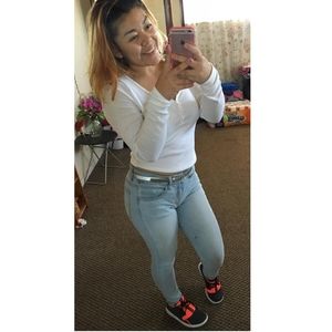 Meet your Posher, Destiny