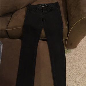 Black skinny jeans
